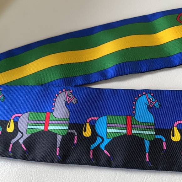 NWOT Hermes Twilly - Picture 7 of 10